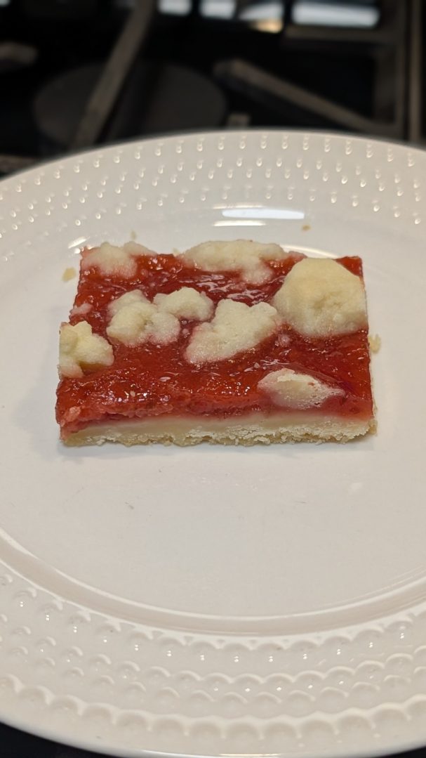 Strawberry Shortbread bars