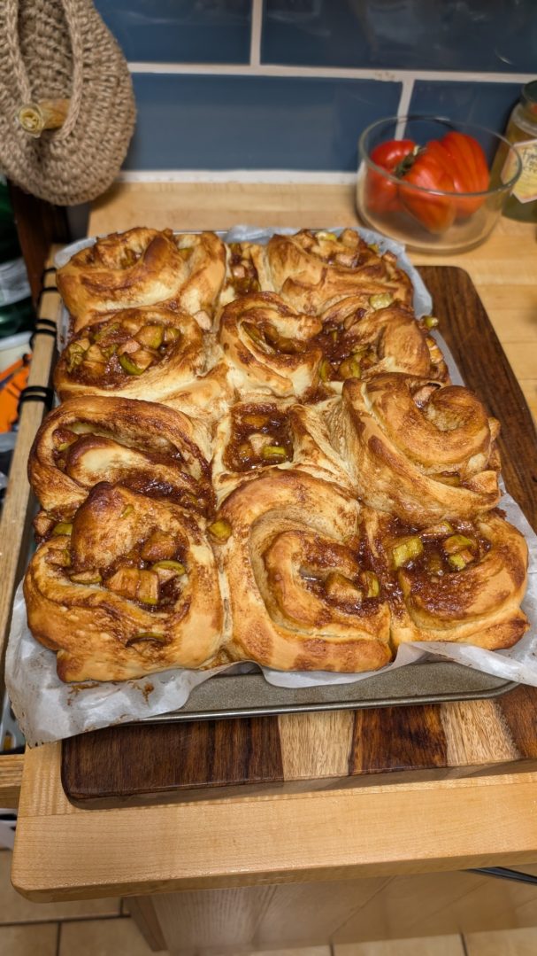 Caramel Apple Pie Cinnamon buns